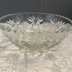 Antique Pressed Glass Starburst Bowl. Scalloped Rim.Early American Pattern Glass